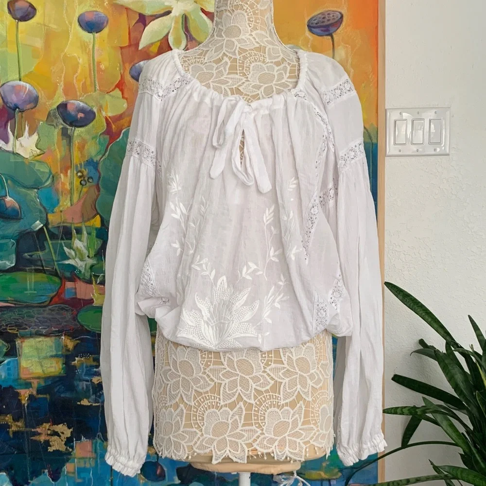 Free People Maria Maria White Embroidered Lace Boho Blouse Top Size M Excellent